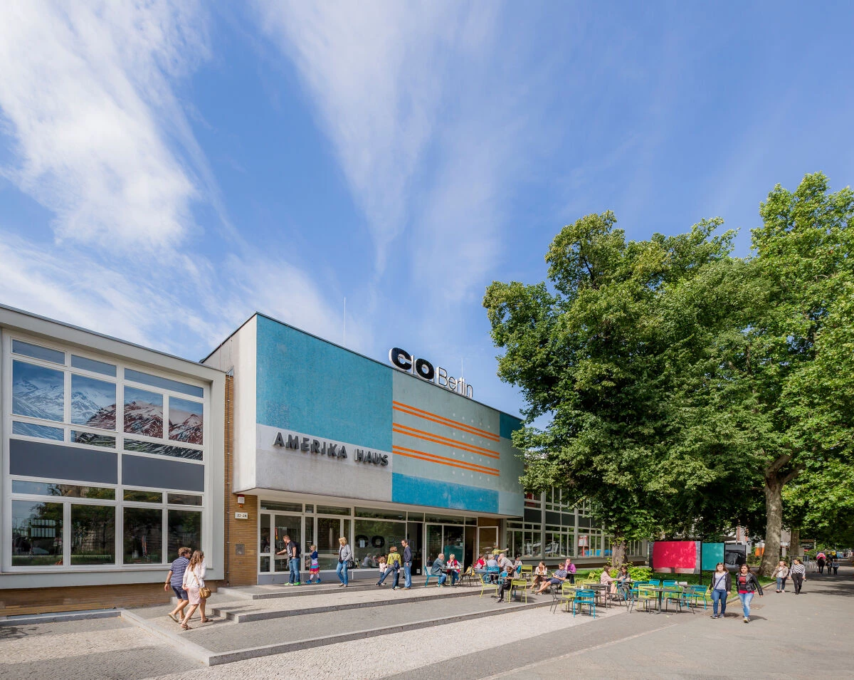 Set in Berlin’s Amerika Haus, C/O Berlin showcases cutting-edge photography and visual culture. From world-renowned names to emerging talents, its exhibitions spark fresh perspectives. Afterward, linger in the café or step outside into the buzz of City West.
C/O Berlin, Hardenbergstr. 22–24,
10623 Berlin-Charlottenburg
@co_berlin