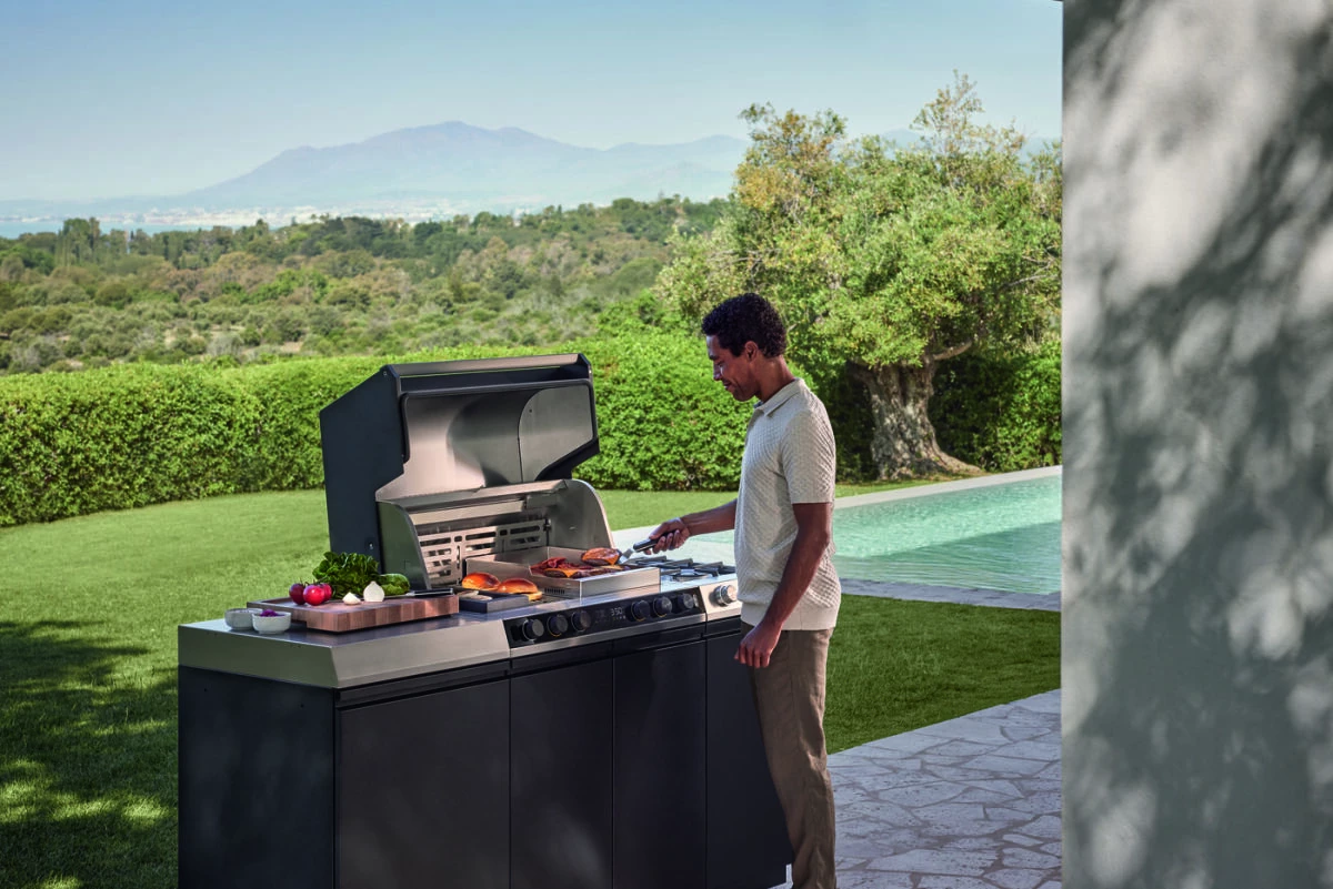 Outdoor kitchen ‘Dreams’ brings the familiar
Miele premium experience now also outdoors.